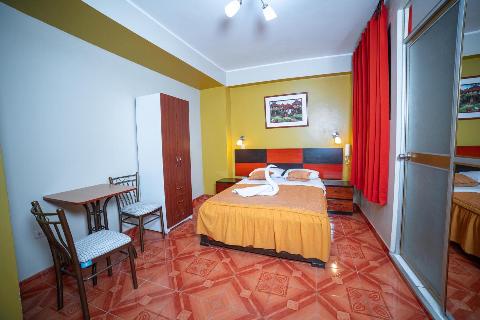 Hotel Mayros Satipo Exteriér fotografie