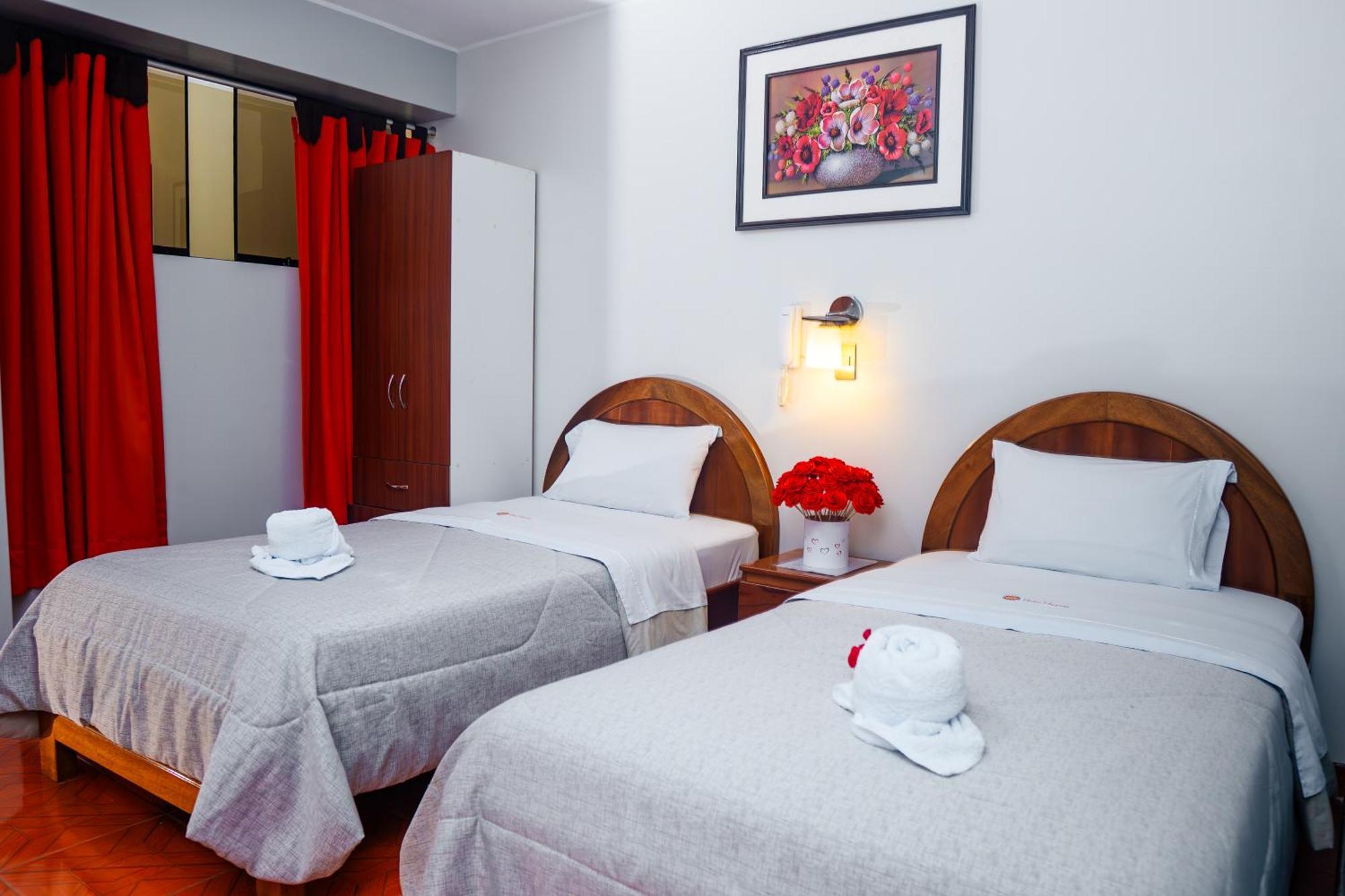 Hotel Mayros Satipo Exteriér fotografie
